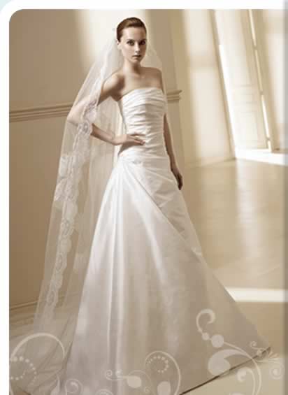 Beautiful Charming Wedding Dresses The traditional tea length wedding 