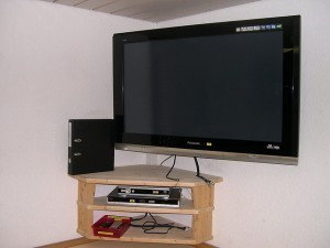 26 Inch Flat Screen TV