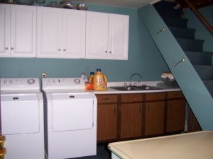 Dimension of a Laundry Room