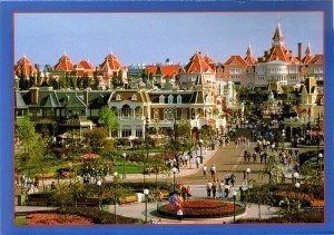 How Big is Euro Disneyland?