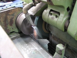 Grinding Machine Dimensions