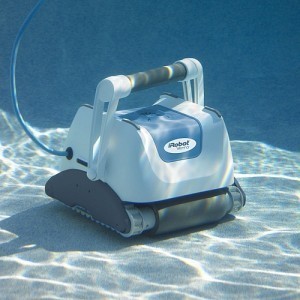 What is the Size of a Pool Vacuum Robot?